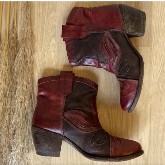 MOMA Italian Leather Burgundy + Brown Ankle Boots | 8.5 - Picture 2 of 4